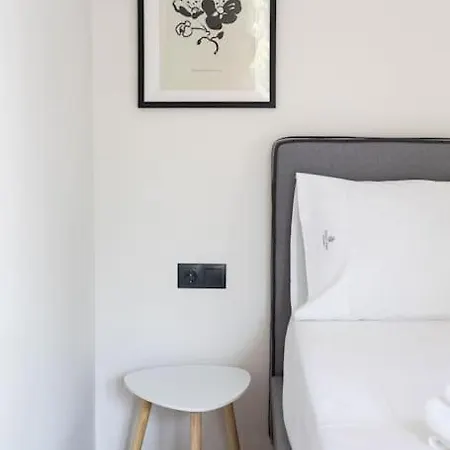 Downtown Stylish 4 Appartement