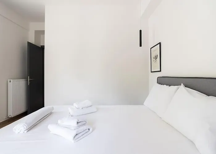 Downtown Stylish 4 公寓 *